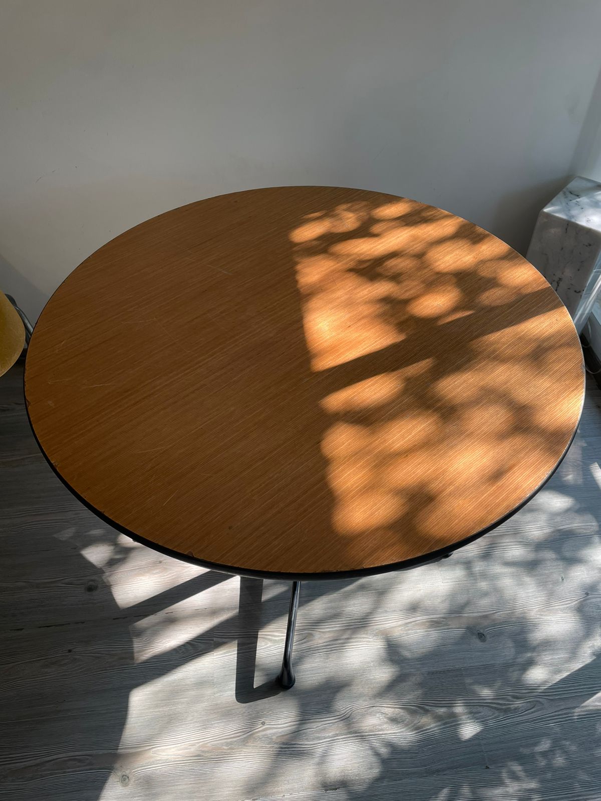 Eames Round Universal Base Dining & Work Table Herman Miller