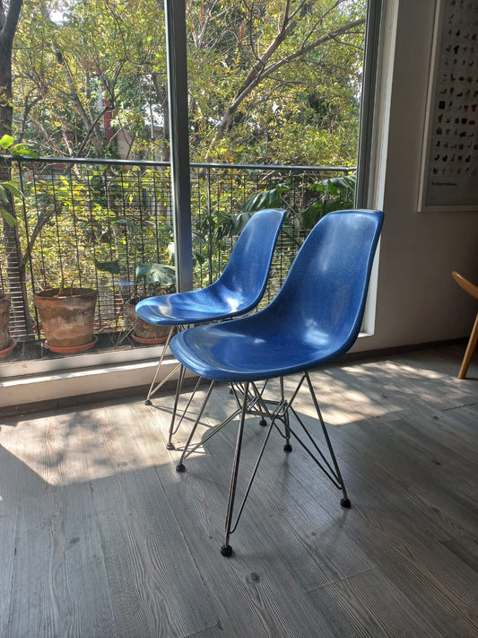Eames Fiberglass Wire Side Chair Herman Miller