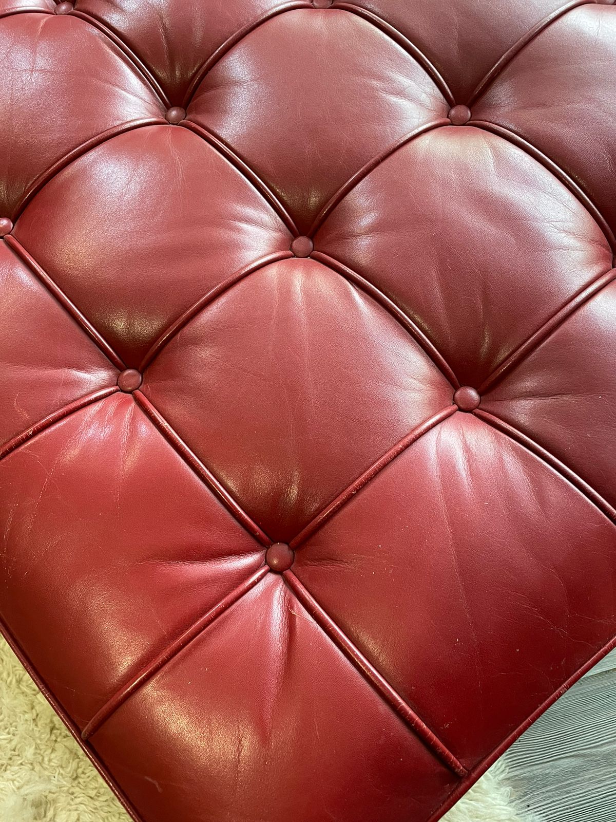 Barcelona Couch Mies Van Der Rohe Knoll