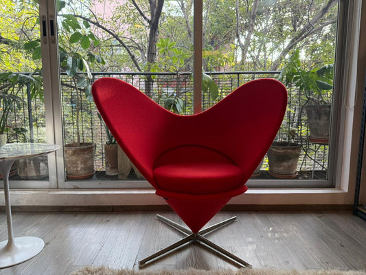 Heart Cone Chair Vitra