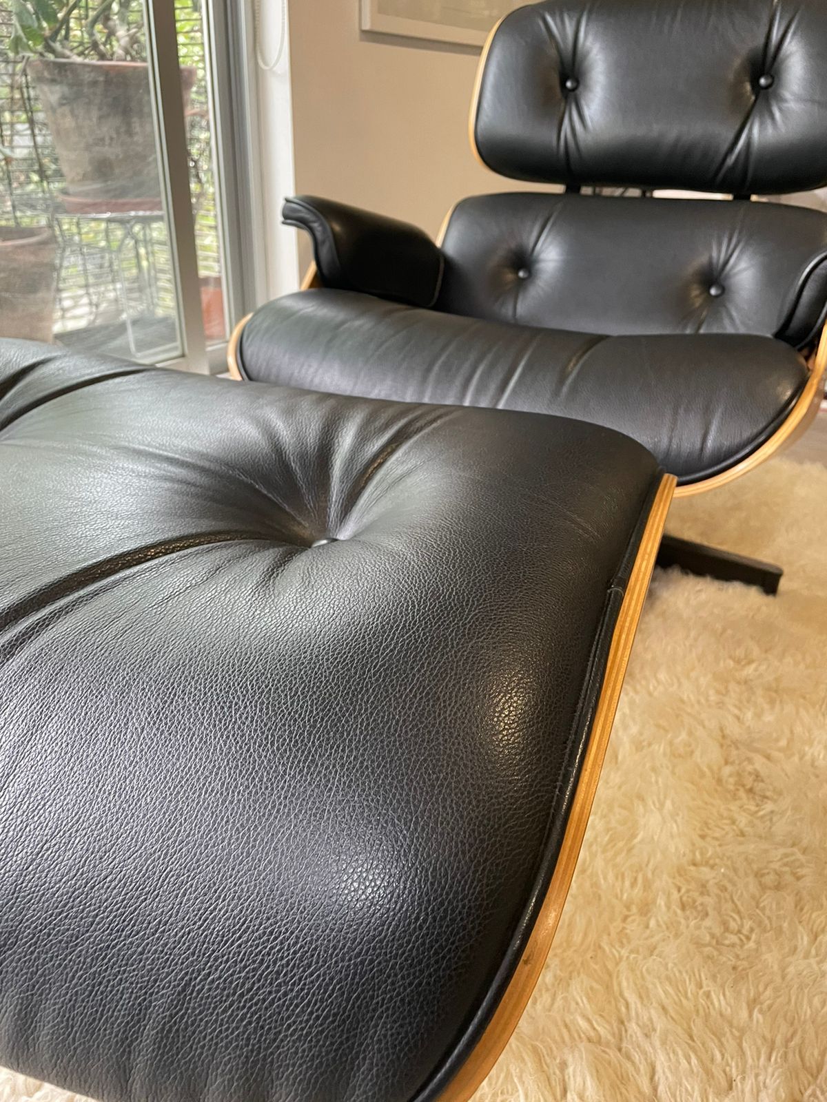 Sillón Eames Lounge & Ottoman Herman Miller