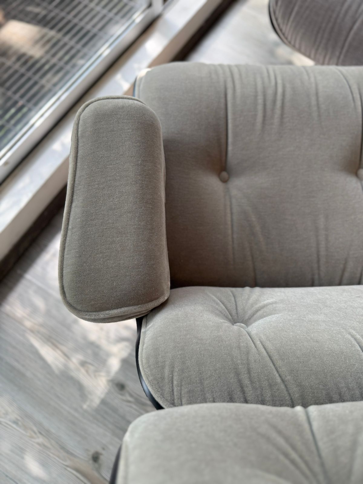 Eames Lounge & Ottoman Herman Miller