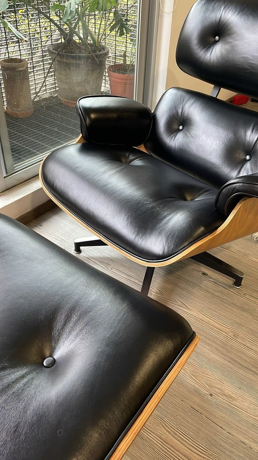 Eames Lounge & Ottomano Replica