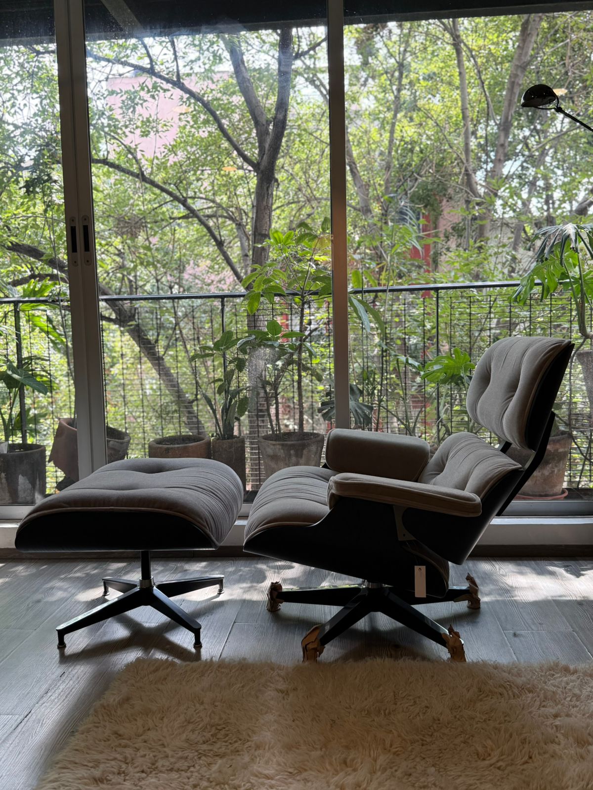 Eames Lounge & Ottoman Herman Miller
