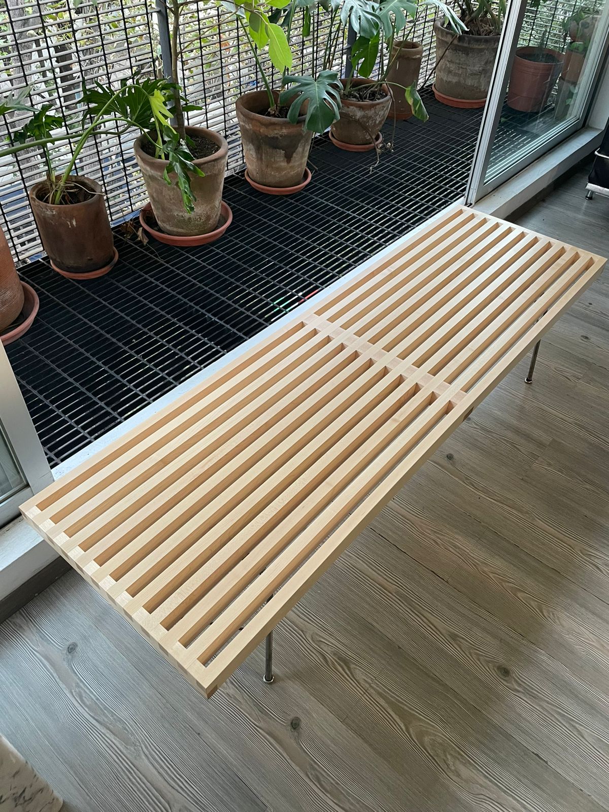 Banca George Nelson- Base Metalica Herman Miller