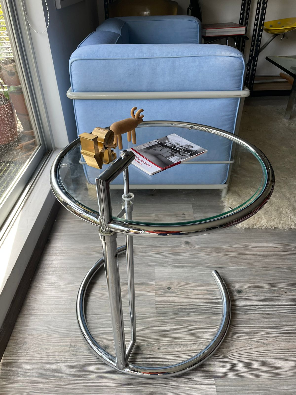 Mesa modelo E1027 Replica