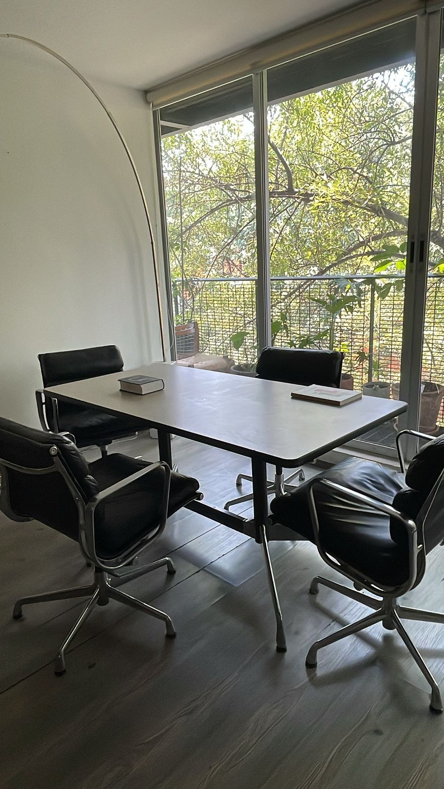 Eames Soft Pad EA 434 Chair Herman Miller