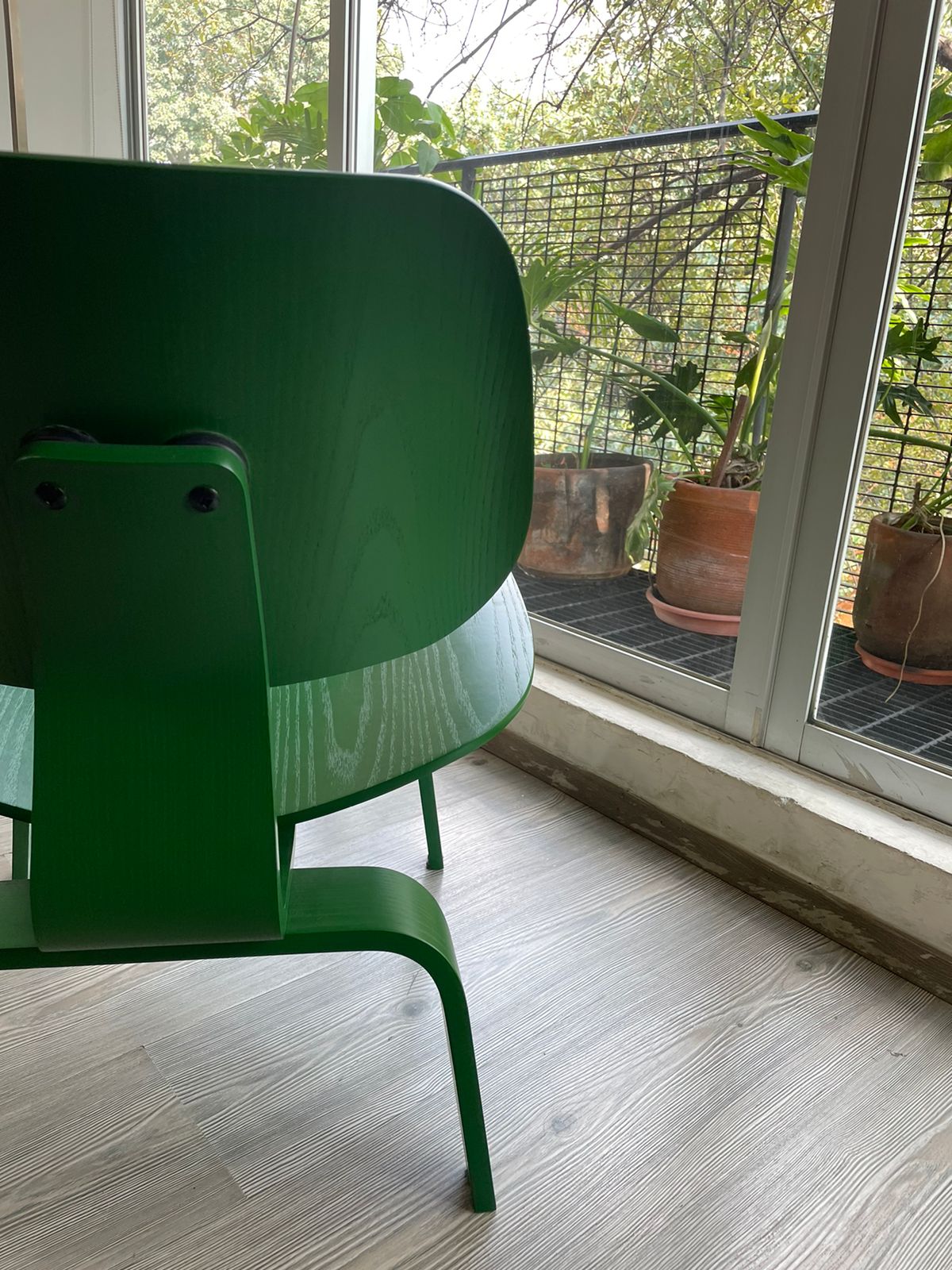 Eames LCW Herman Miller x HAY