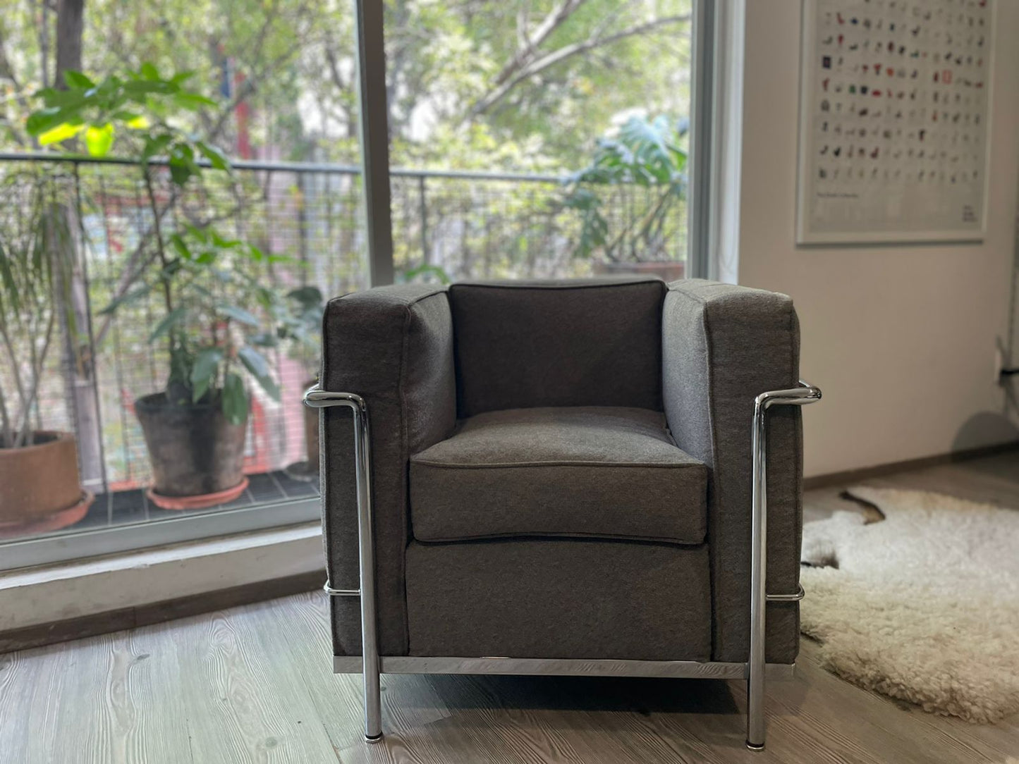 Lc2 Model Petit Cassina