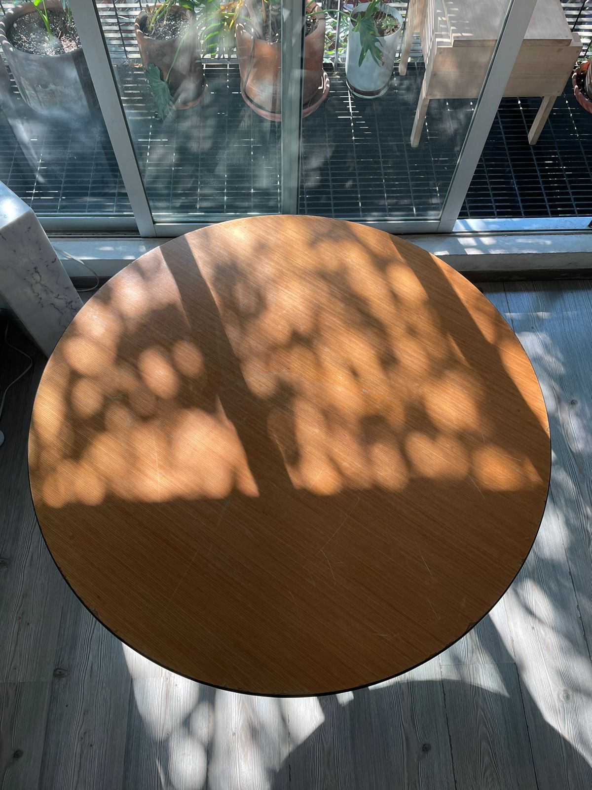 Eames Round Universal Base Dining & Work Table Herman Miller