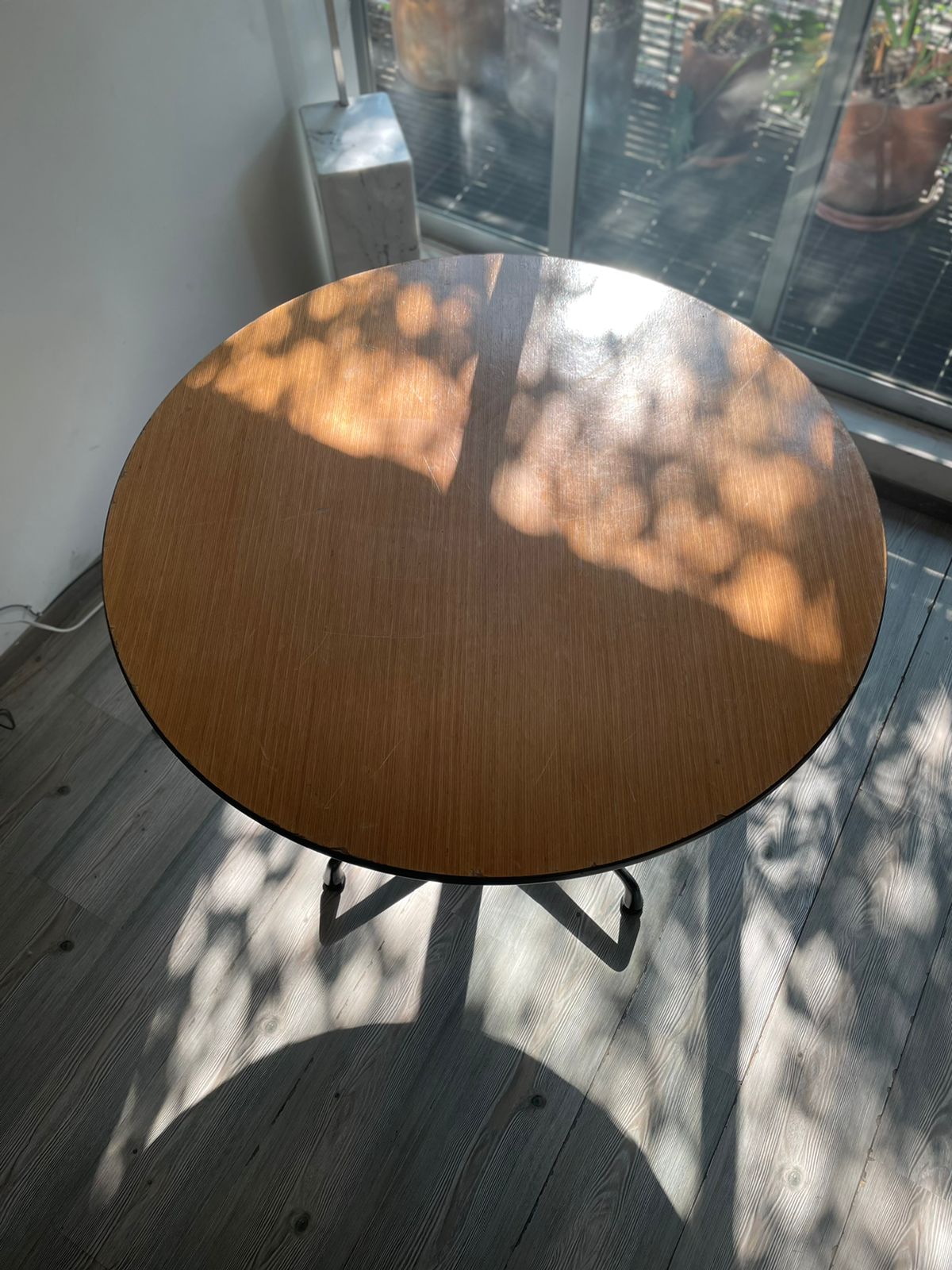 Eames Round Universal Base Dining & Work Table Herman Miller