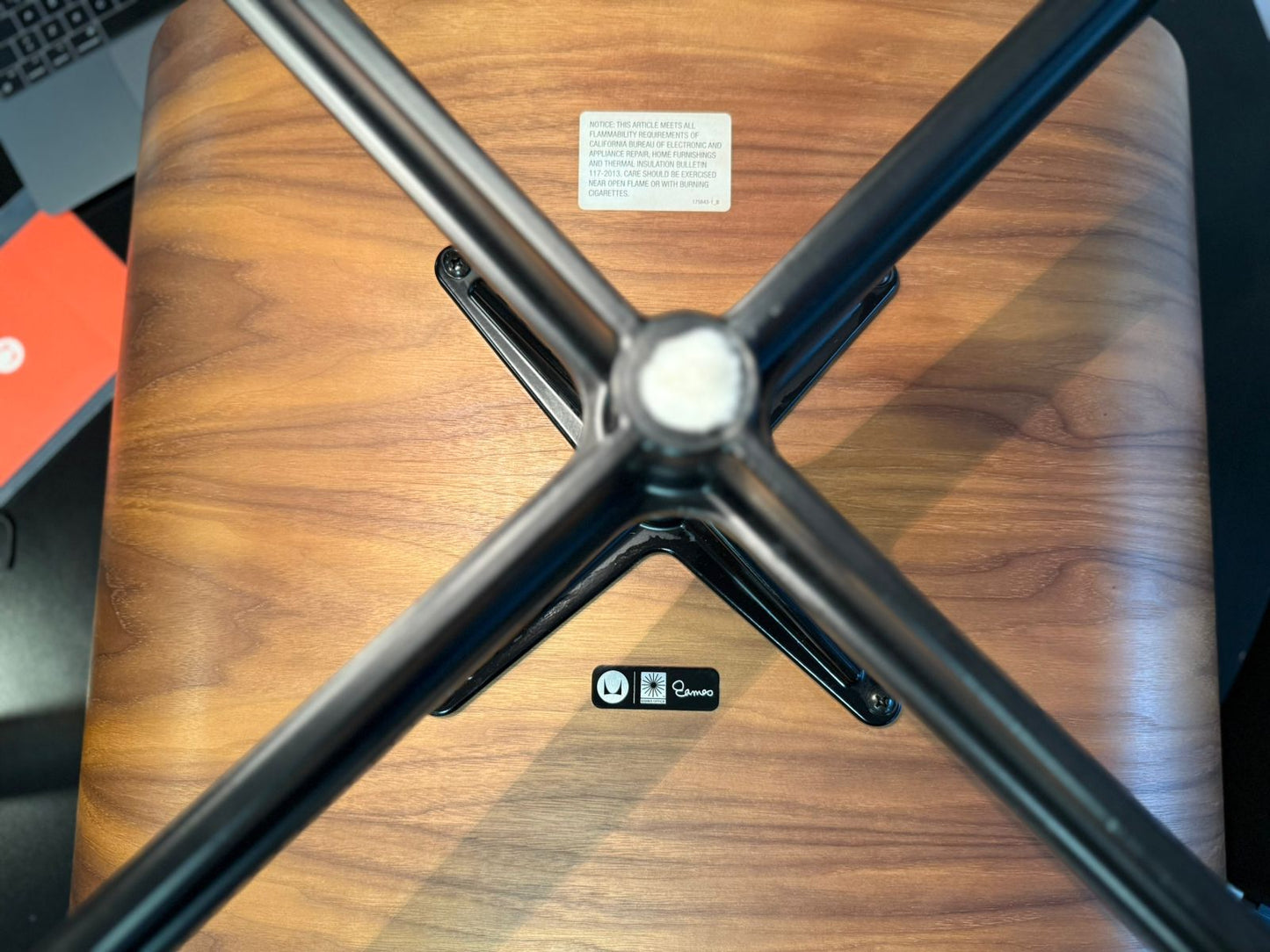 Eames Lounge & Ottoman Herman Miller