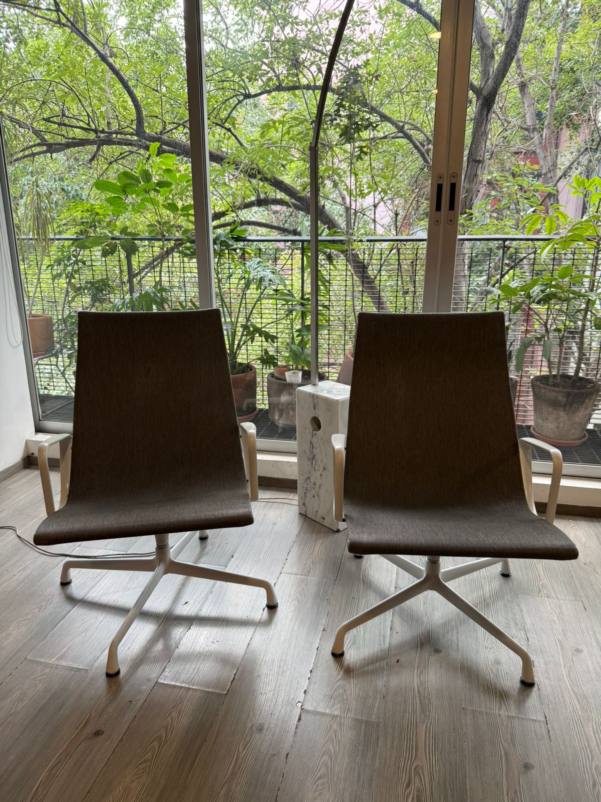 Eames Aluminum Group Lounge Chair Outdoor Herman Miller
