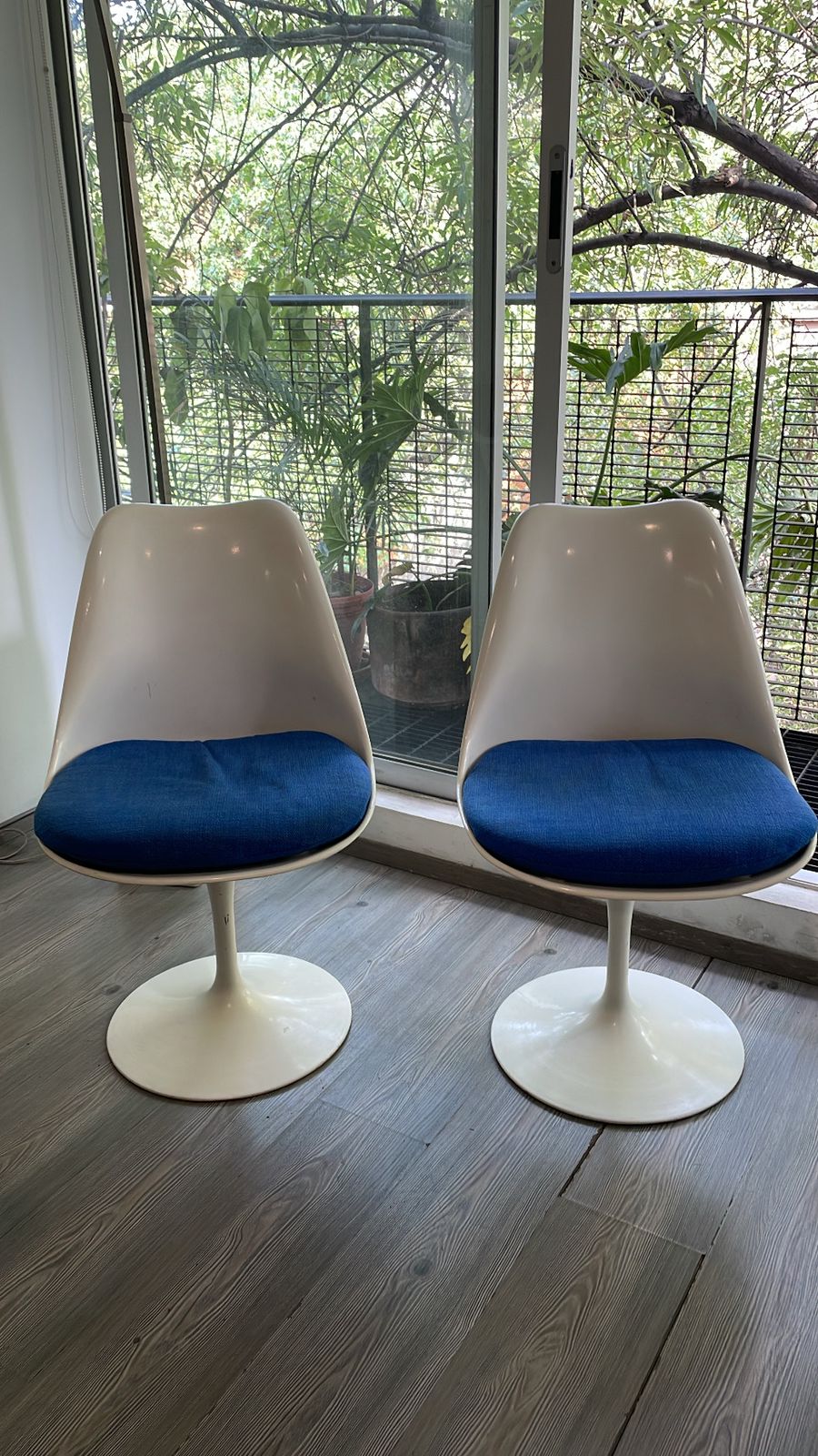 Tulip chair Knoll International