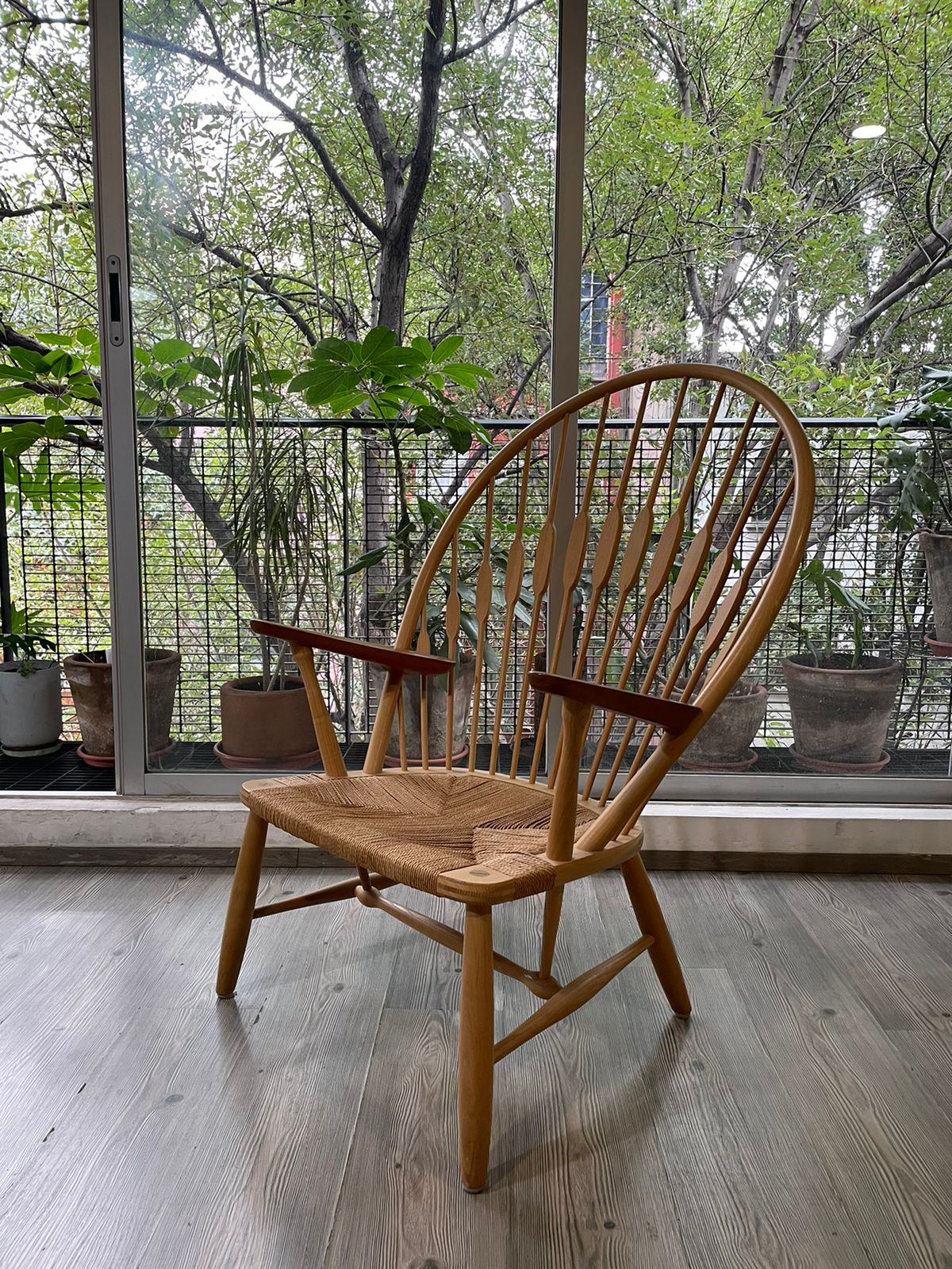 Peacock Chair Hans J. Wegner Johannes Hansen