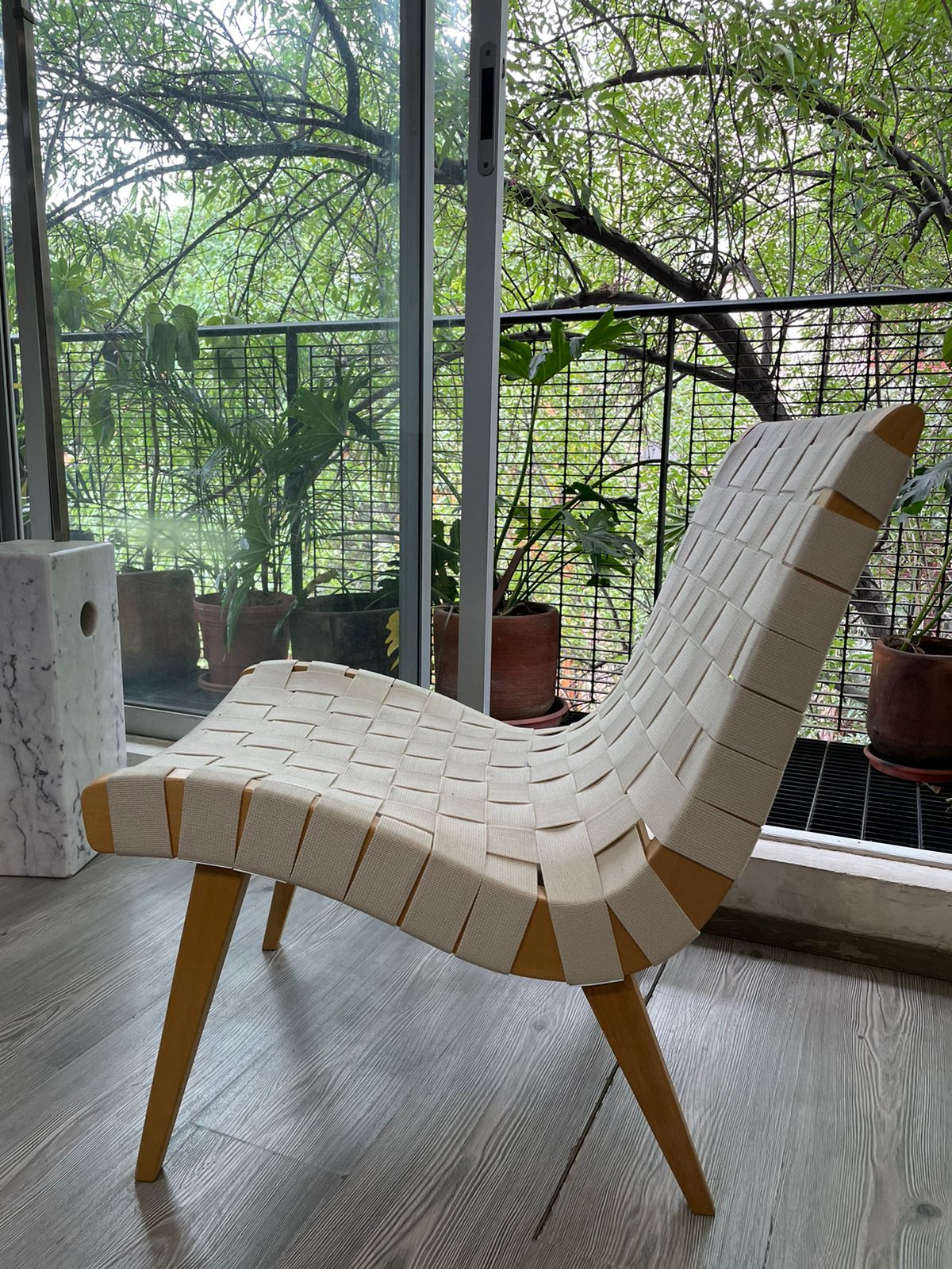 Low Lounge Chair (model 650) Jens Risom Replica