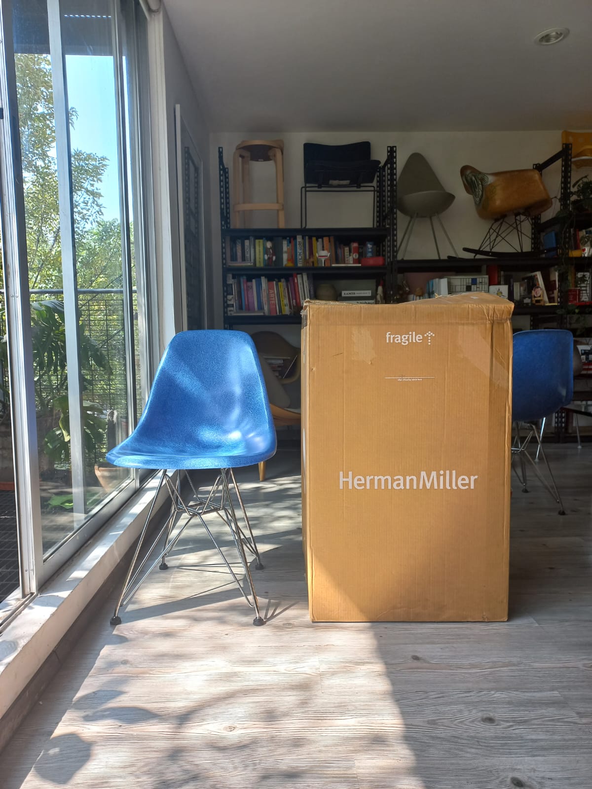Eames Fiberglass Wire Side Chair Herman Miller