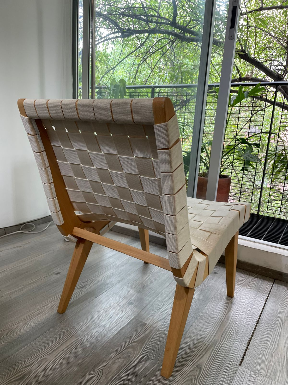 Low Lounge Chair (model 650) Jens Risom Replica