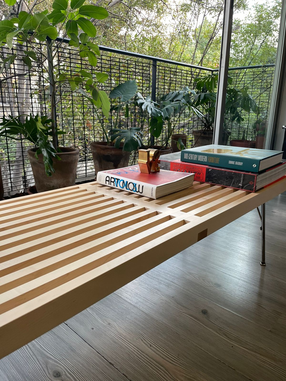 Banca George Nelson- Base Metalica Herman Miller