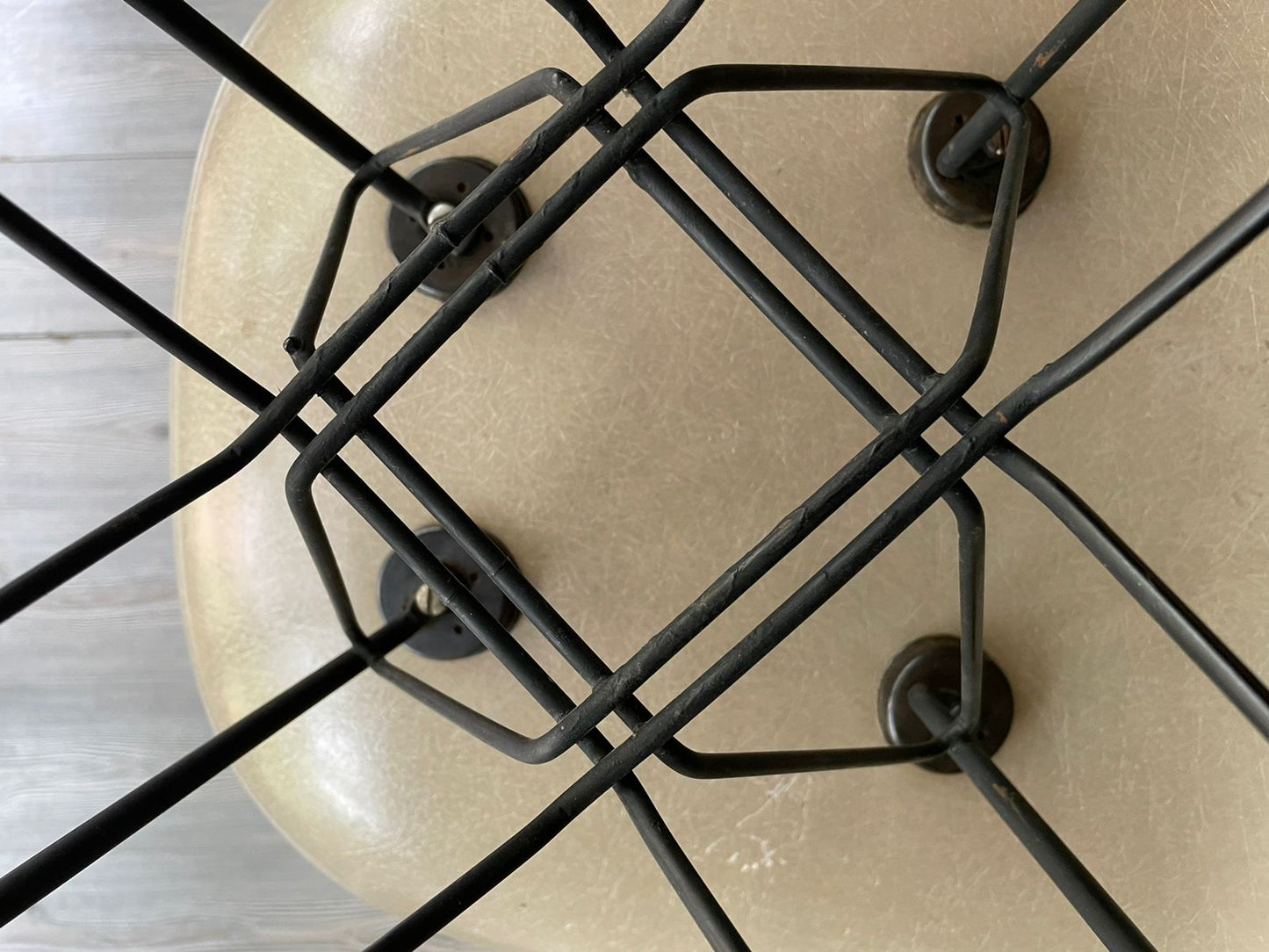 Eames DAR Eiffel Black Base Herman Miller