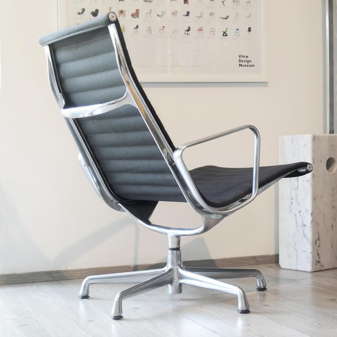 EA 116 Eames Lounge Chair - Herman Miller
