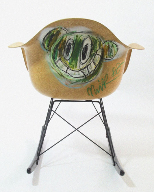 Silla - Eames RAR - intervención @Milkman