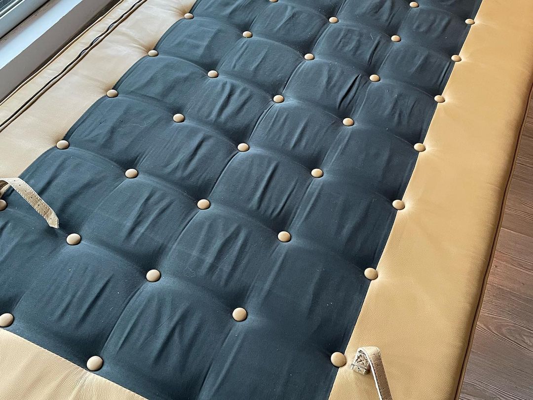 Cama de día Barcelona - Day Bed - Mies Van Der Rohe (Réplica)