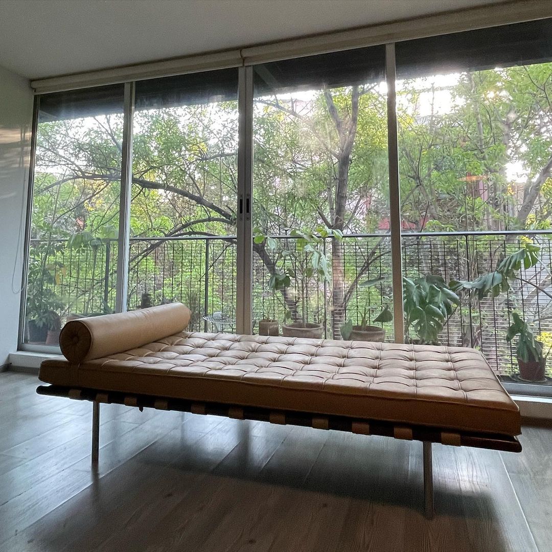 Cama de día Barcelona - Day Bed - Mies Van Der Rohe (Réplica)