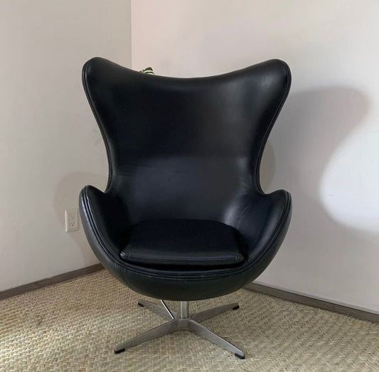 Egg Chair - Arne Jacobsen