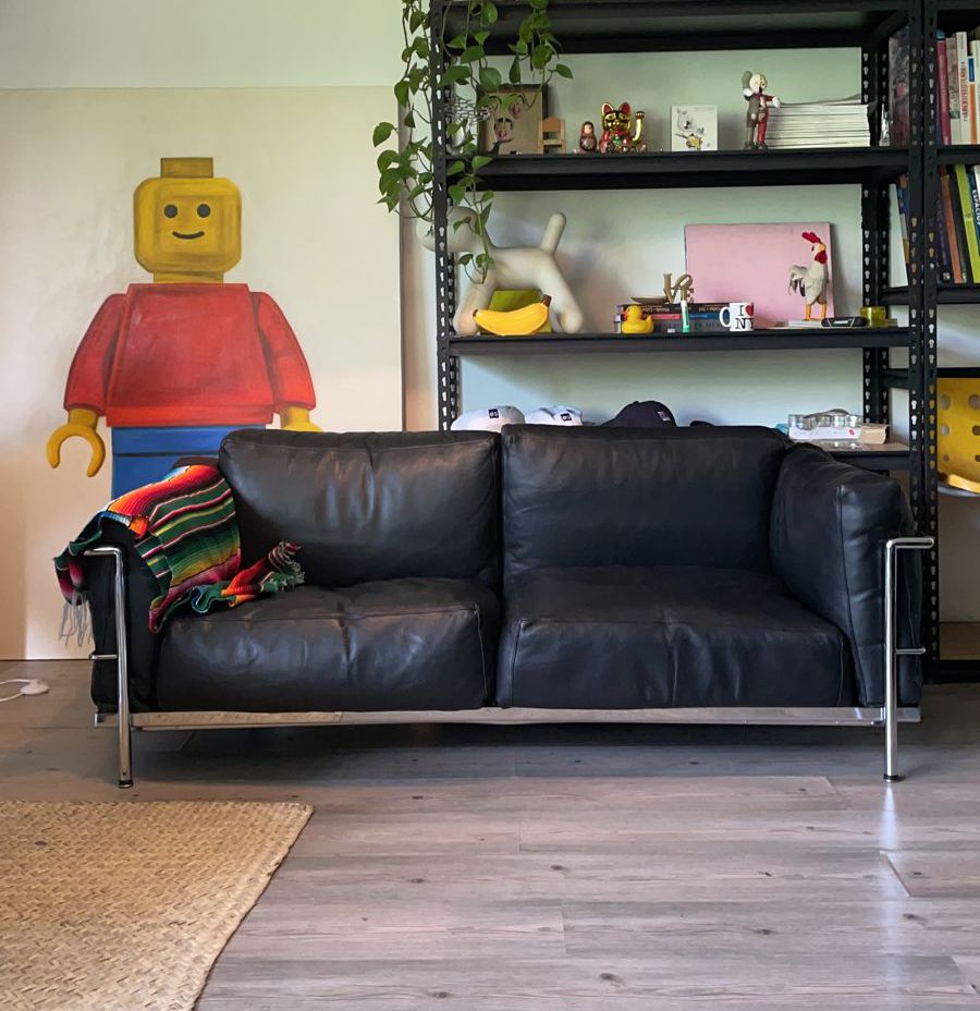 LC3 Two Seat Sofa - Le Corbusier - Pierre Jeanneret - Charlotte Perriand