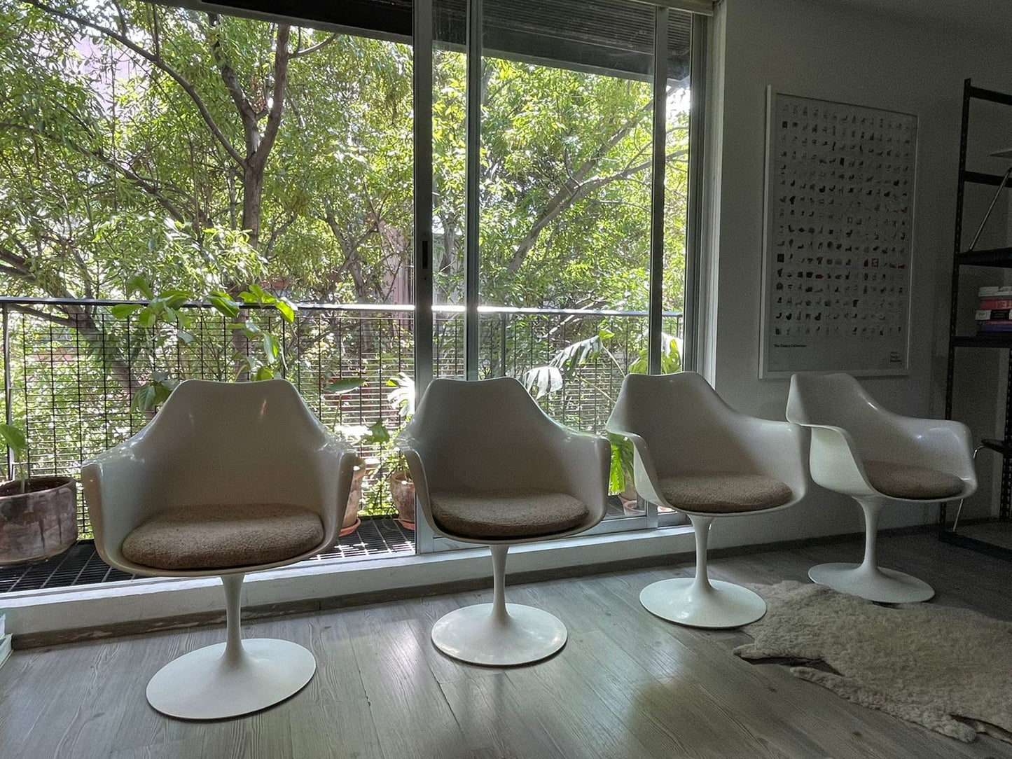 Tulip armchair - Eero Saarinen Knoll Associates
