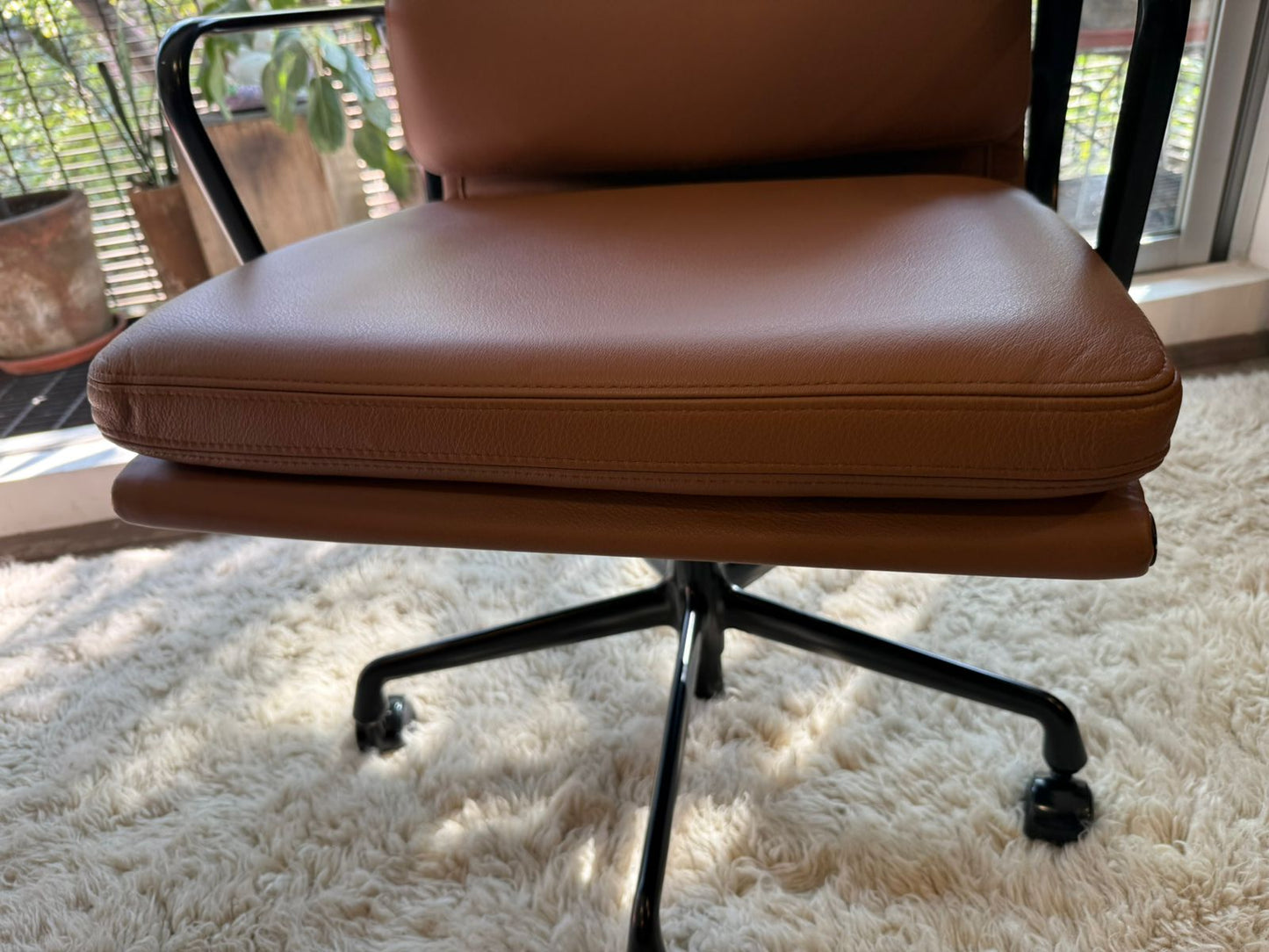 Eames EA217 SoftPad       Herman Miller