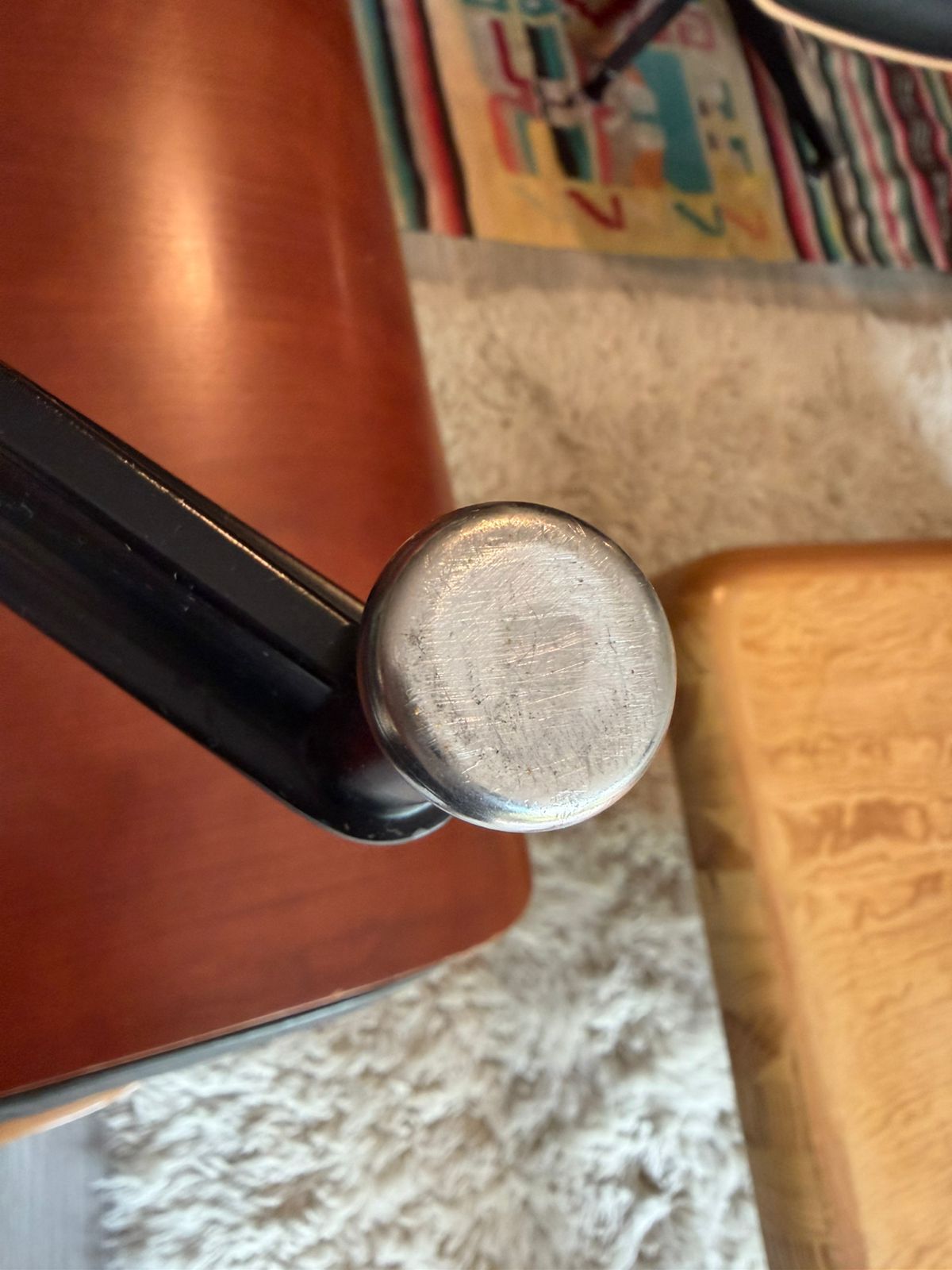 Eames Lounge & Ottoman       Herman Miller