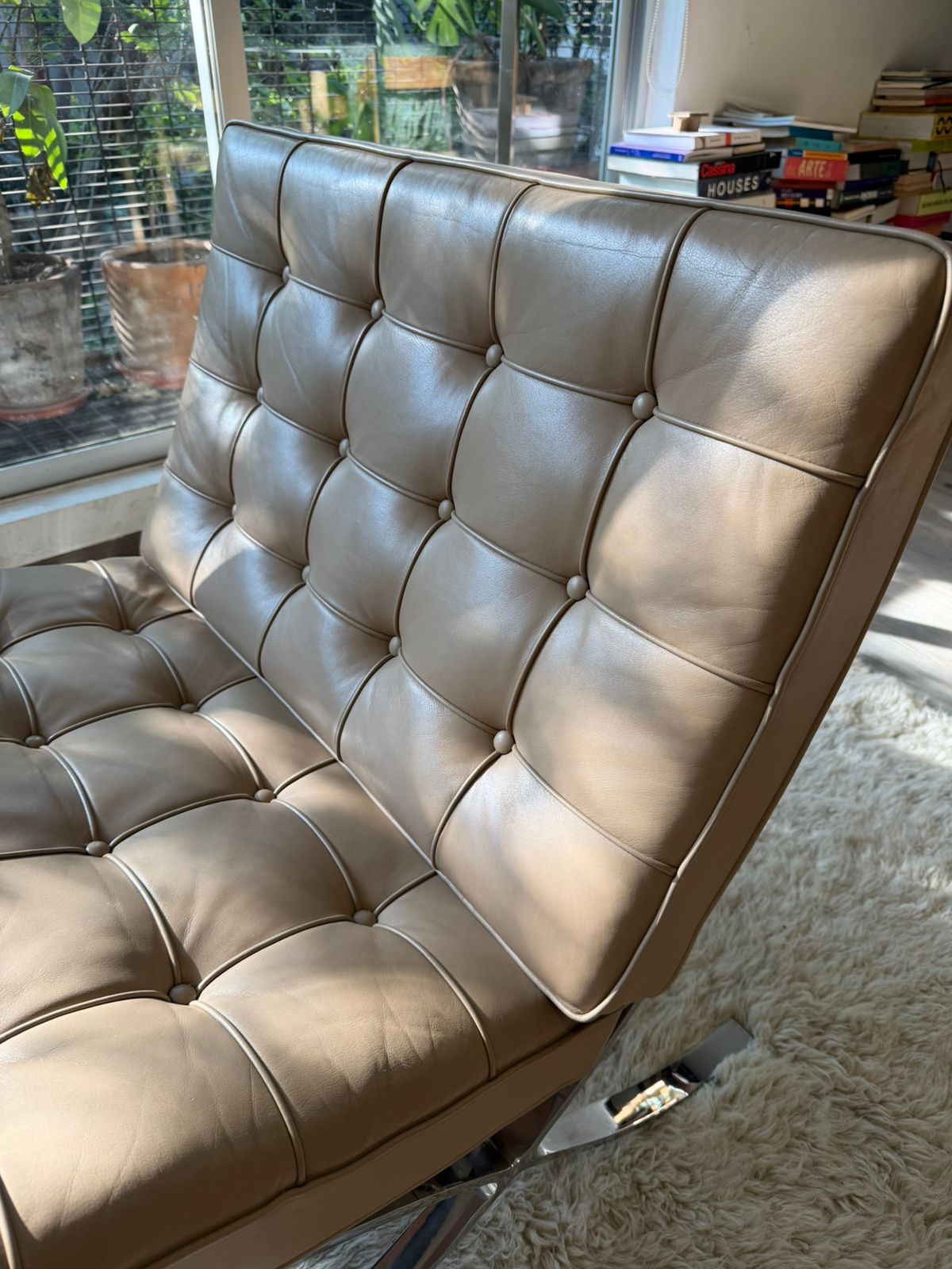 Par de Sillones Barcelona        Knoll Studio