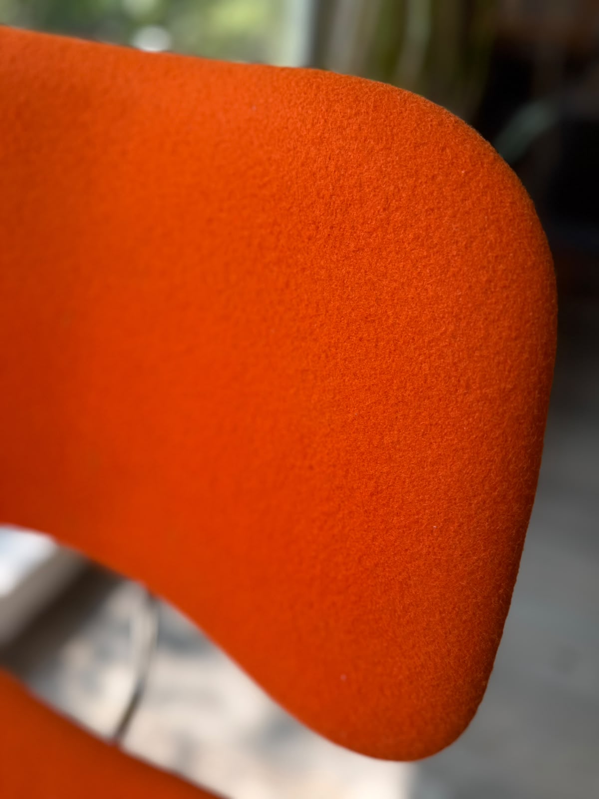 Eames DCM         Herman Miller