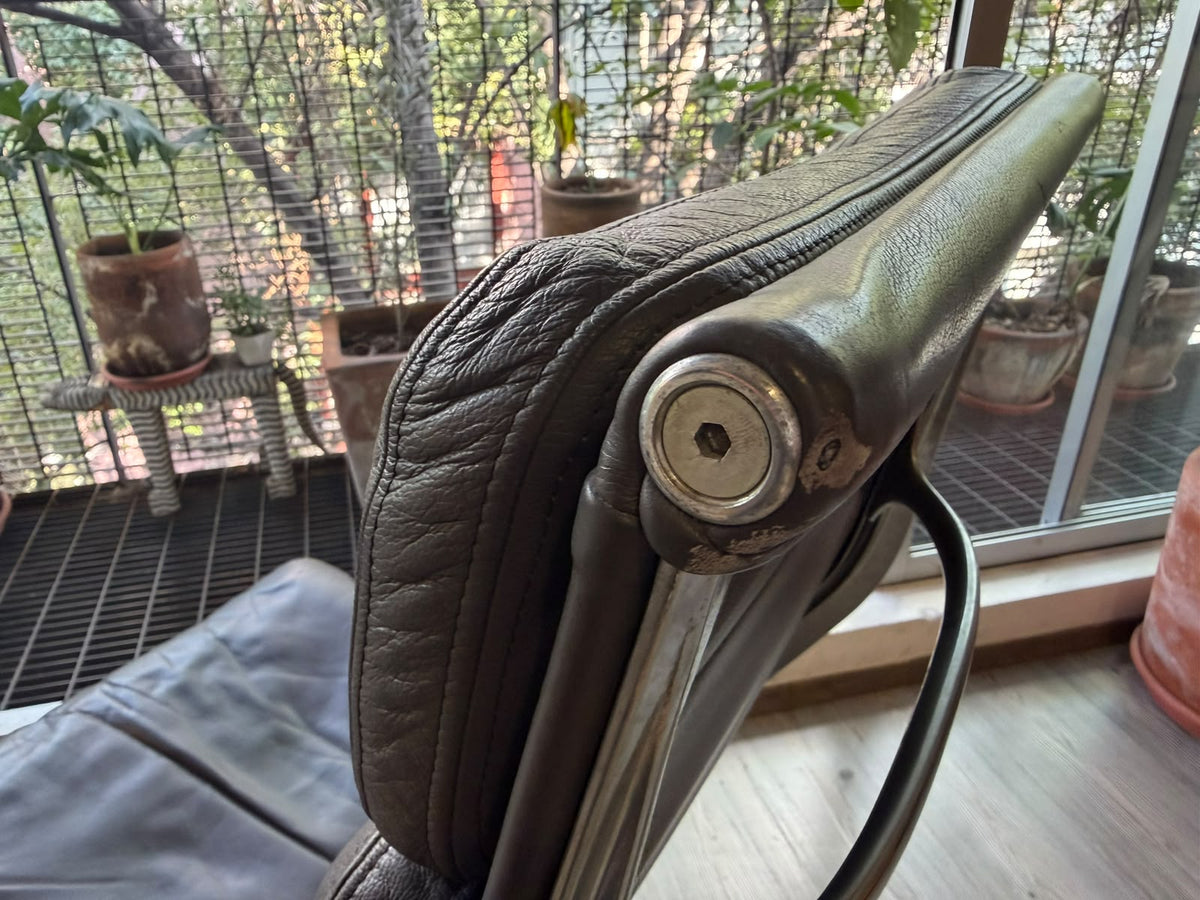 Eames Soft Pad Lounge Chair        Herman Miller