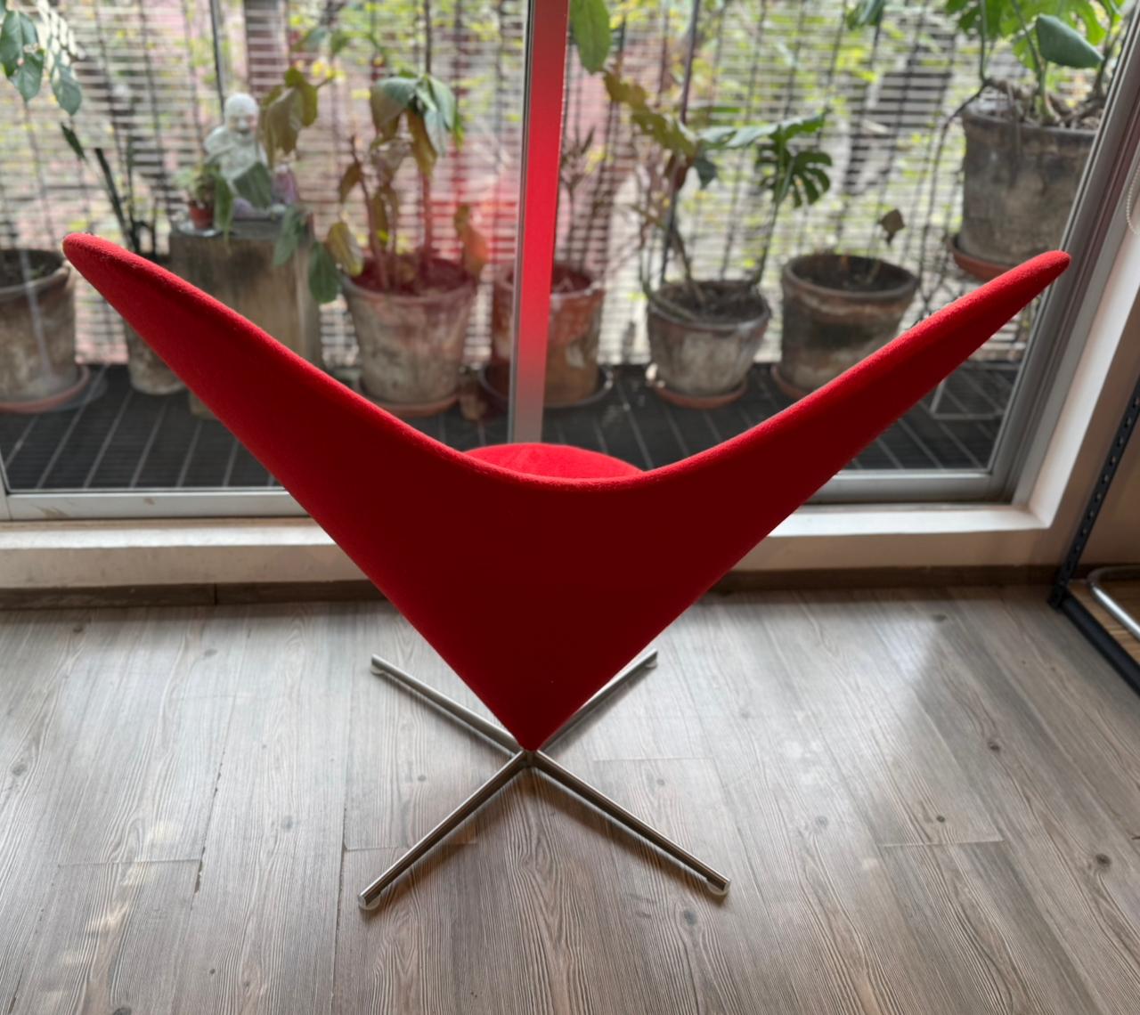 Heart Cone Chair       Vitra
