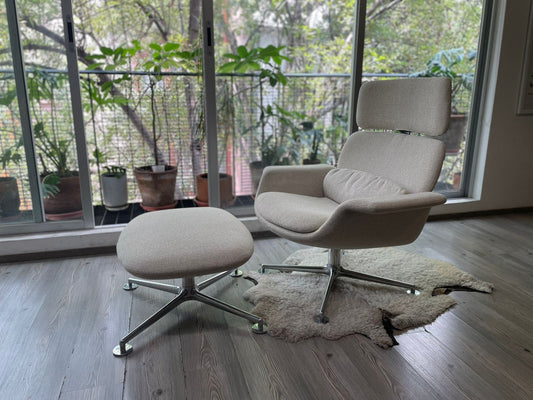 High Back Lounge Chair  KN02  & Ottoman KN03           Knoll
