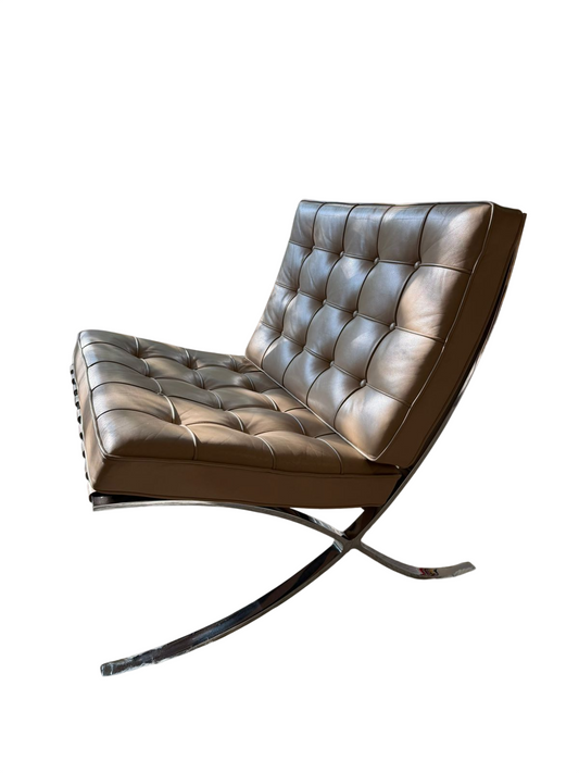 Par de Sillones Barcelona        Knoll Studio