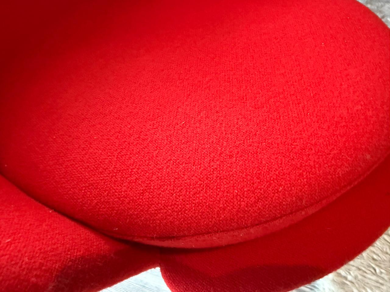 Heart Cone Chair       Vitra