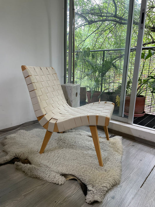 Low Lounge Chair (model 650) Jens Risom     Replica