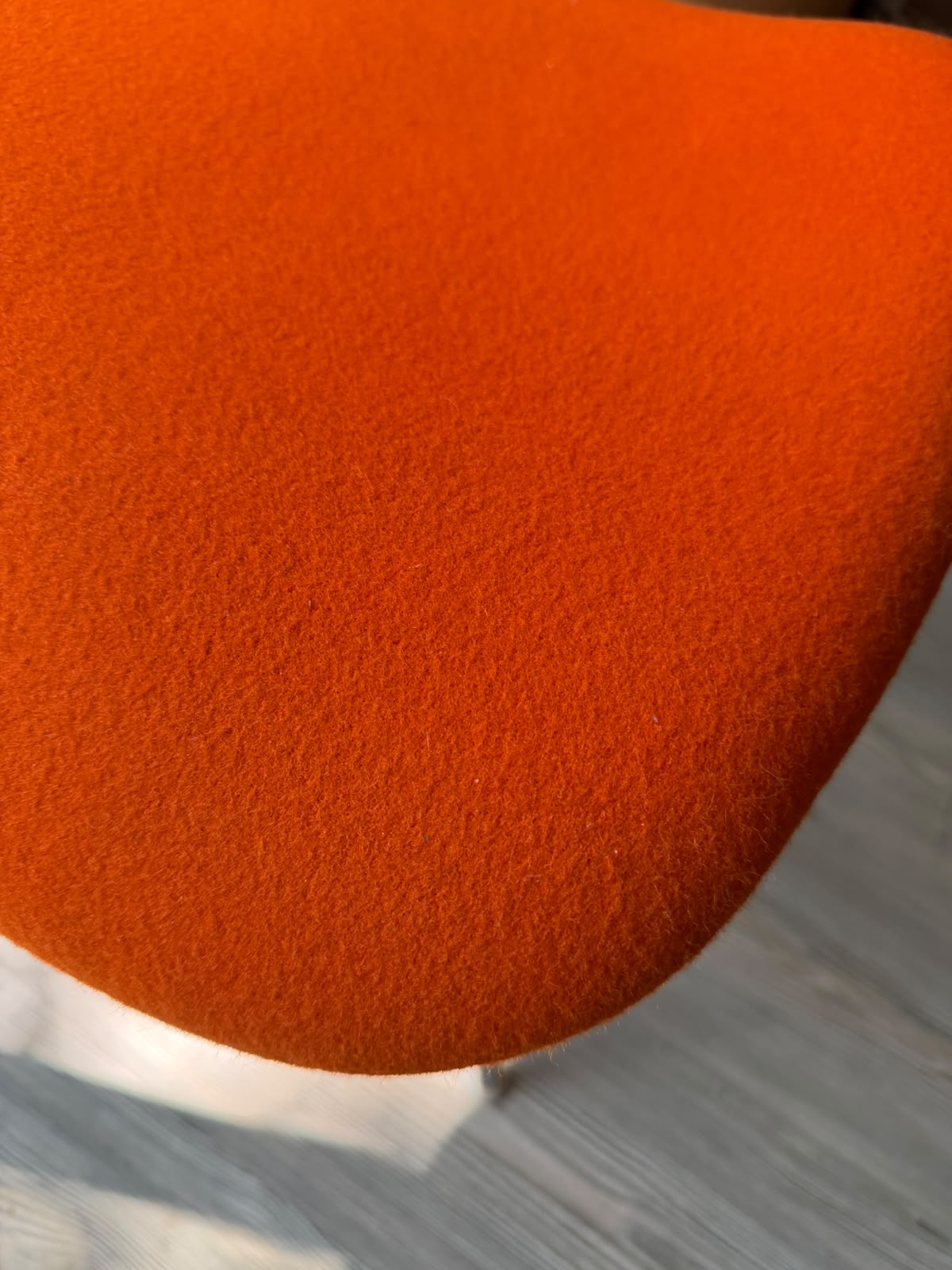 Eames DCM         Herman Miller