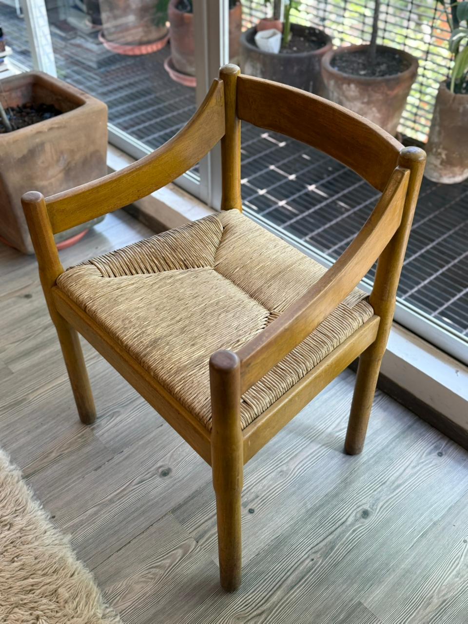 Silla Carimate        Cassina