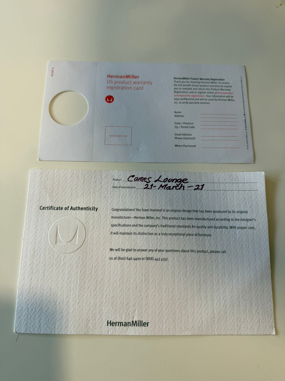 Eames Lounge & Ottoman        Herman miller