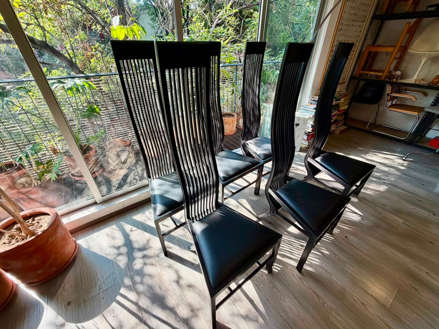 Marilyn Chair