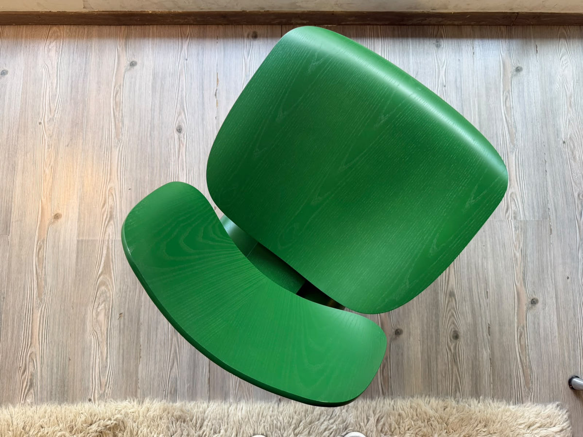 Eames LCW     Collab Herman Miller X HAY