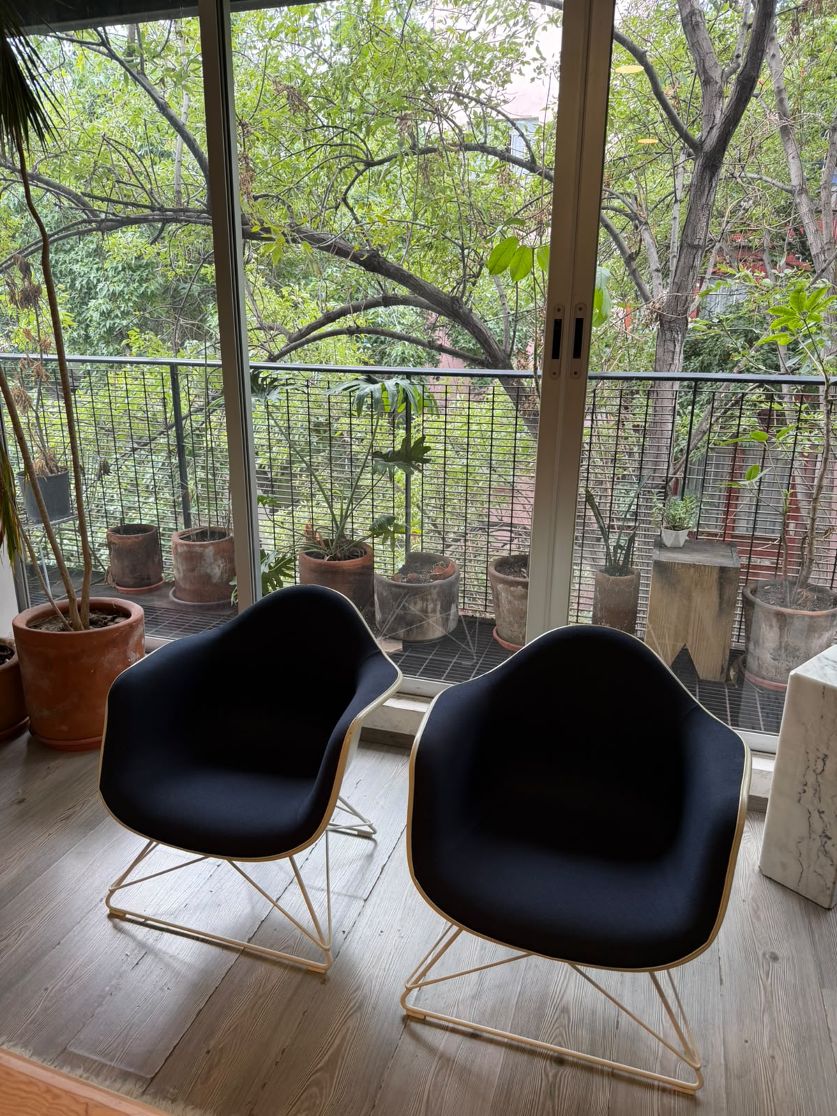 Eames LAR    Herman Miller