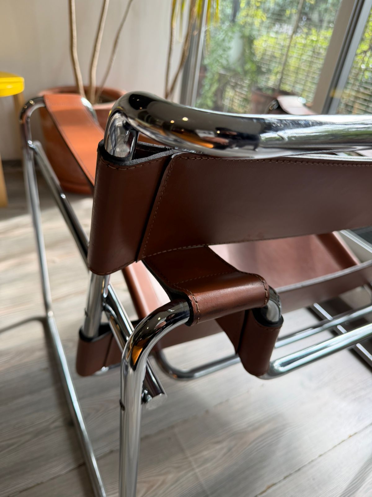 Wassily Chair         Knoll