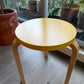 Stool 60       Artek