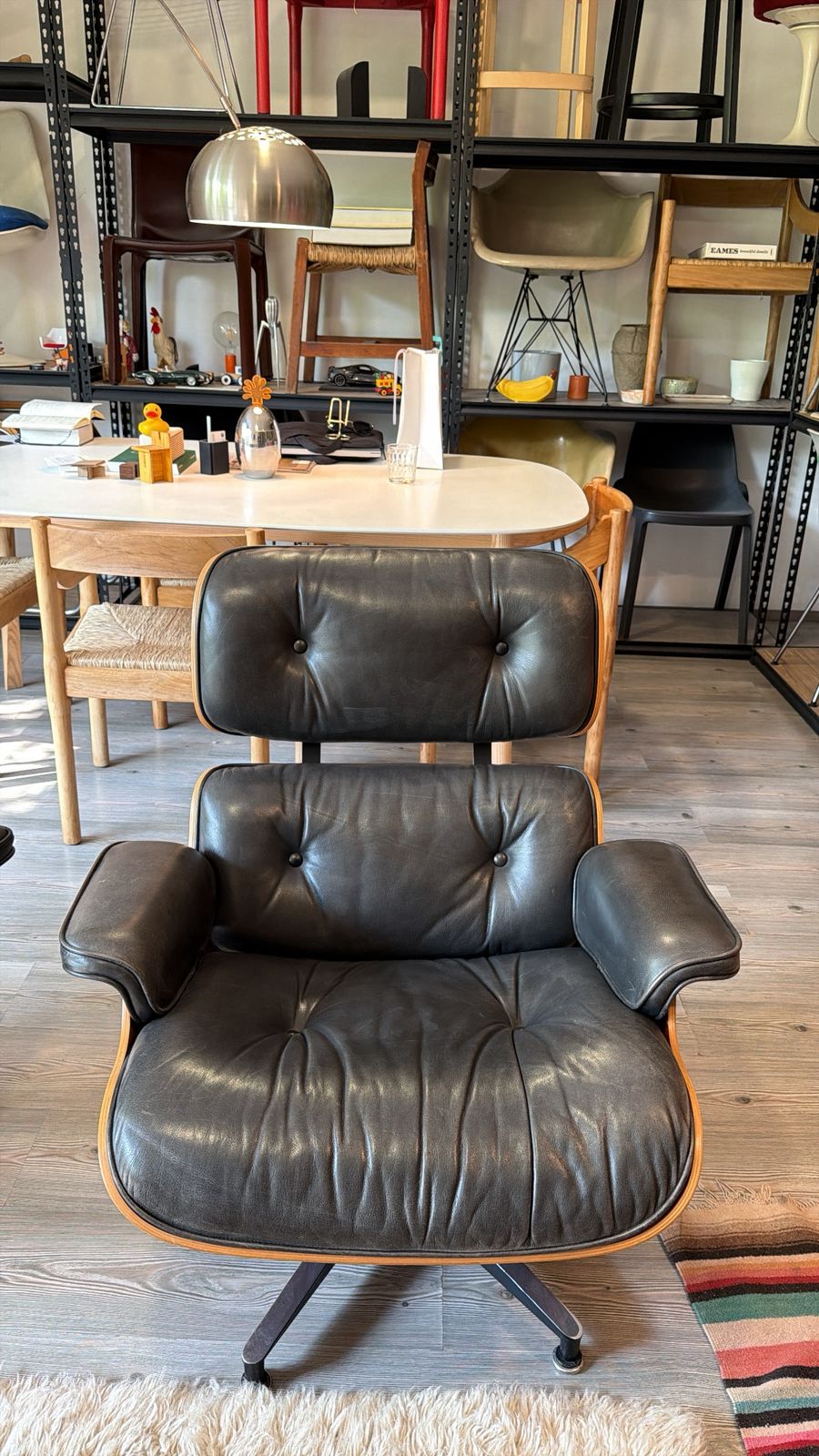 Eames Lounge & Ottoman       Herman Miller